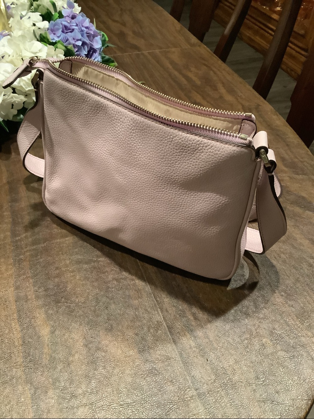 kate spade Blush Pink Pebbled Leather Crossbody Bag never used - Picture 2 of 3